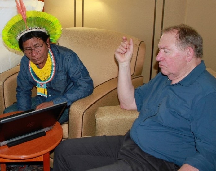 Kiabieti Kayapó (left) and Terence Turner (right) at InDigital Latin America I, 2015